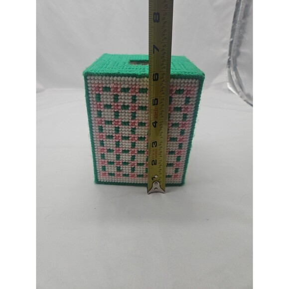 Vintage Handmade Kleenex/Tissue Box Cover Green And Pink - Picture 13 of 13